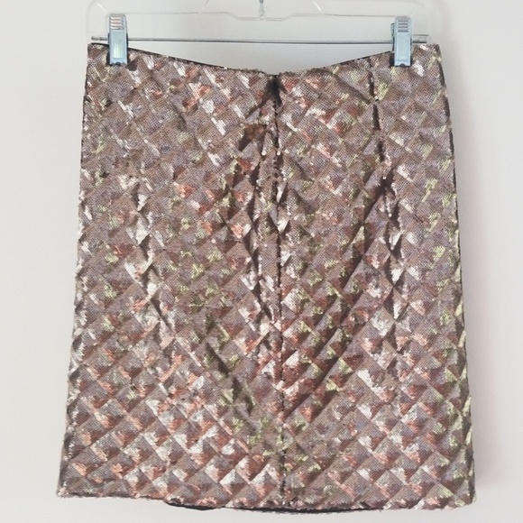 NWT gold sequin mini skirt - Picture 2 of 5
